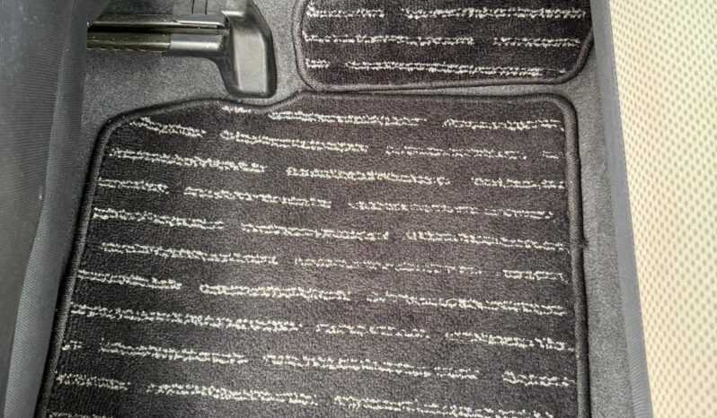 
								Nissan Skyline GT-T R34 full									