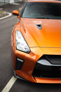 
										2017 Nissan GT-R Recaro Edition full									