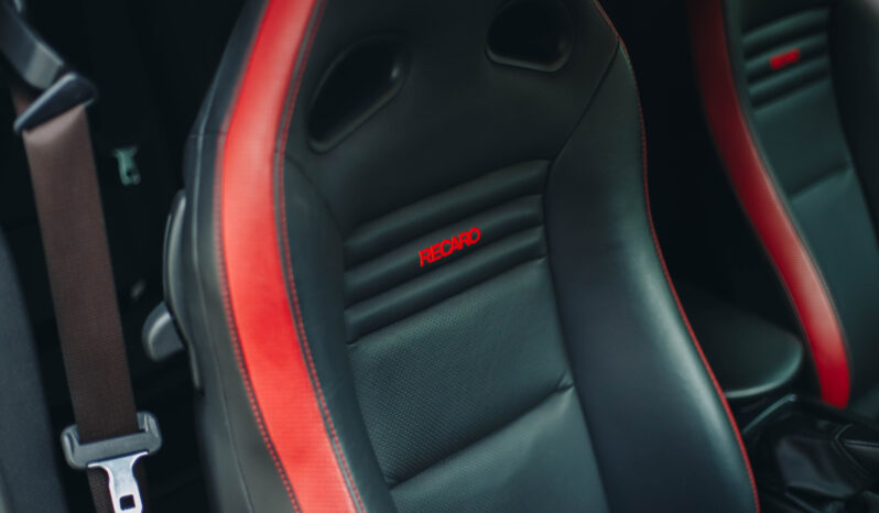 
								2017 Nissan GT-R Recaro Edition full									