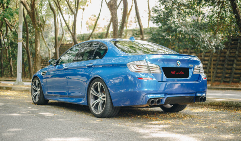 
								2011 BMW M5 F10 full									