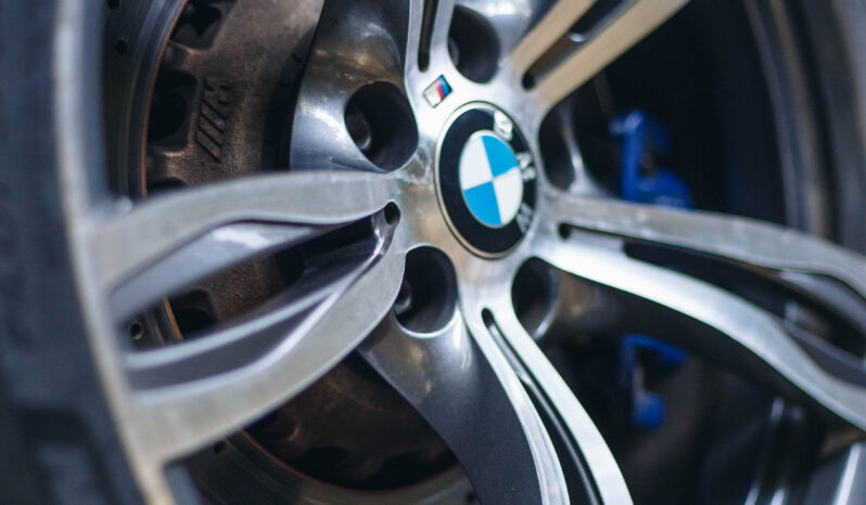 
								2011 BMW M5 F10 full									