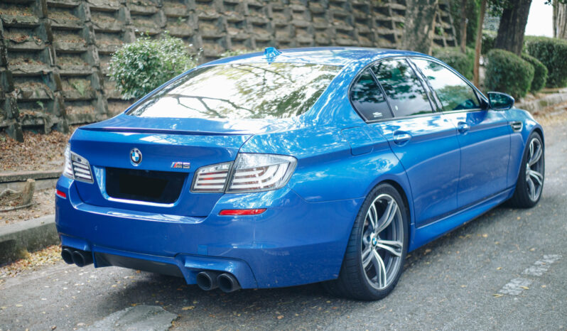 
								2011 BMW M5 F10 full									