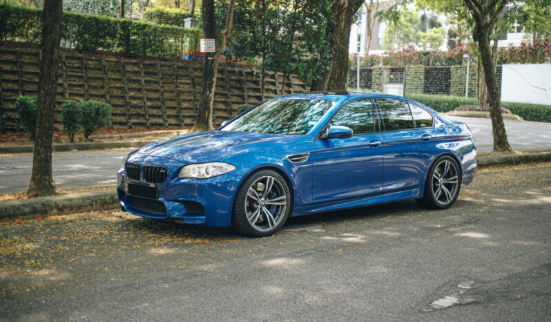 
								2011 BMW M5 F10 full									