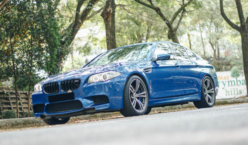 
								2011 BMW M5 F10 full									