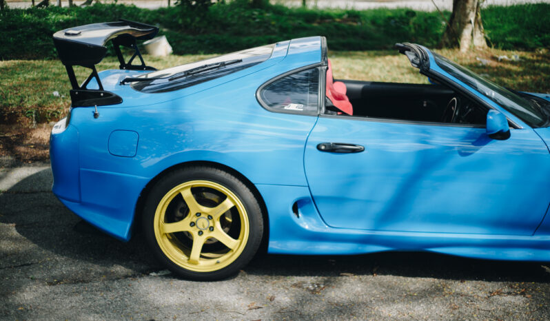 
								Toyota Supra MK4 Targa Top full									