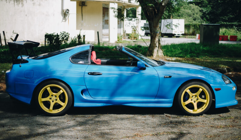 
								Toyota Supra MK4 Targa Top full									