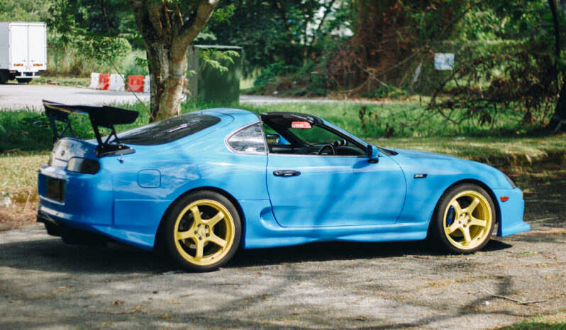 
								Toyota Supra MK4 Targa Top full									