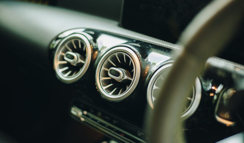 
								2020 Mercedes AMG A45s Edition 1 full									