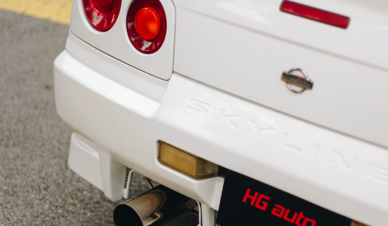 
								Nissan Skyline GT-T R34 full									