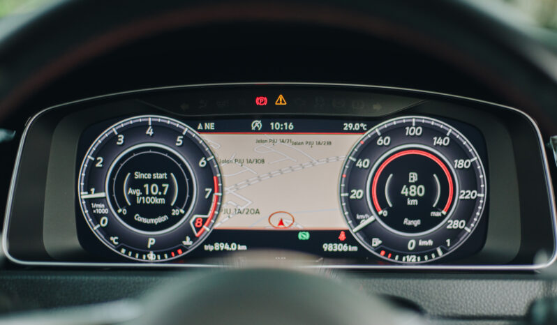 
								2019 Volkswagen Golf GTi MK7.5 (Local Malaysia Unit) full									