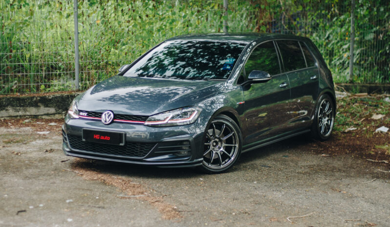 
								2019 Volkswagen Golf GTi MK7.5 (Local Malaysia Unit) full									