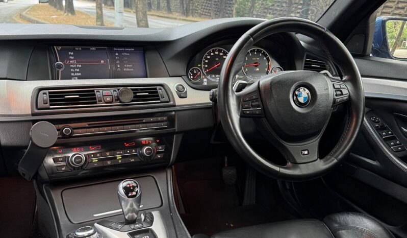 
								2011 BMW M5 F10 full									