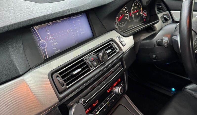 
								2011 BMW M5 F10 full									