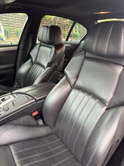 
										2011 BMW M5 F10 full									